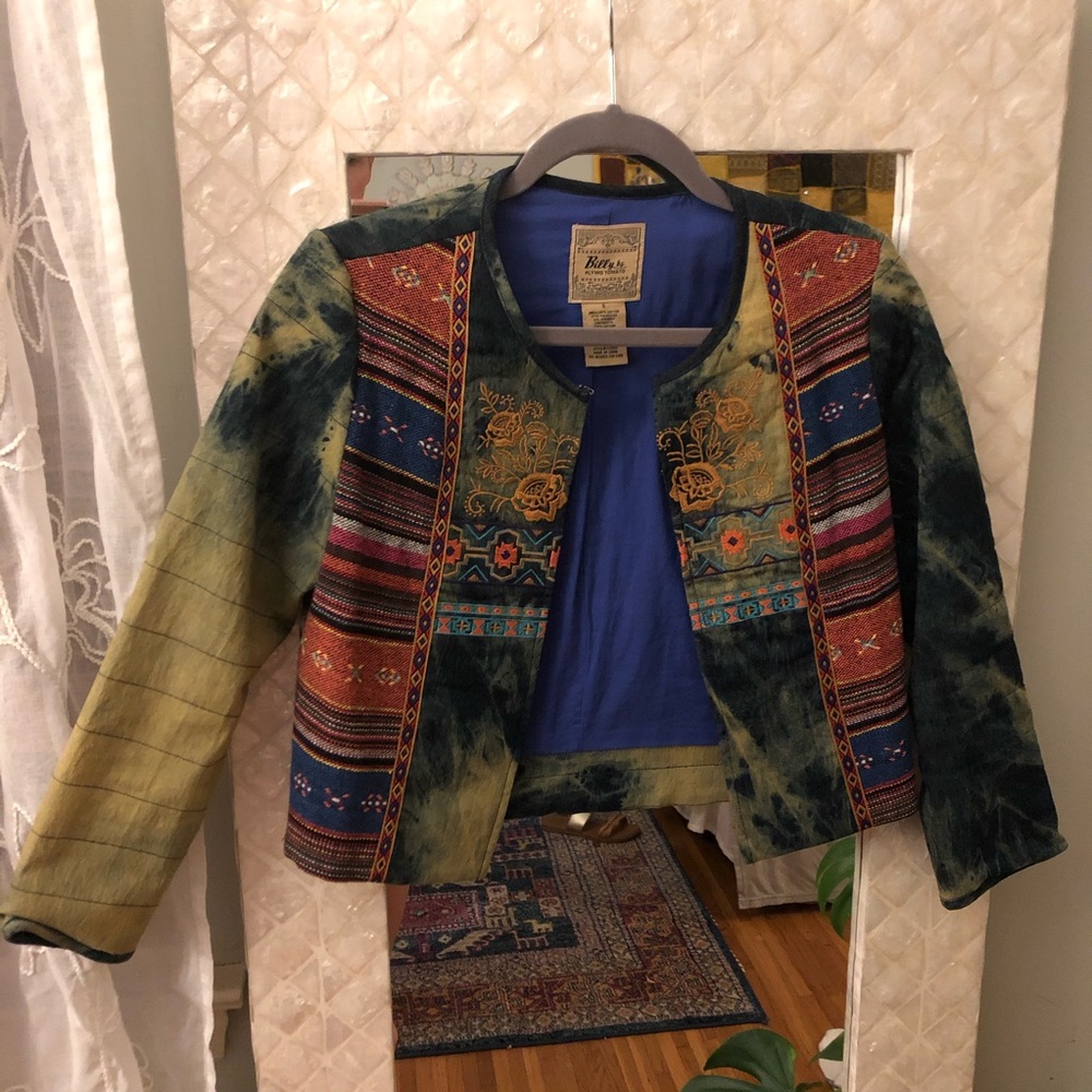 Billy by Flying Tomato Tribal Print Crop Jacket